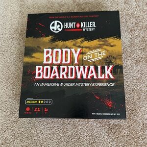 Hunt A Killer "Body on the Boardwalk" Immersive Mystery Game